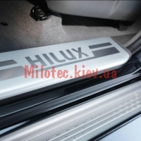 PZ467N218000    Toyota Hilux 2011