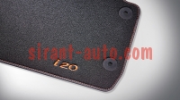 C8143ADE00RE    Hyundai i20 2 3D